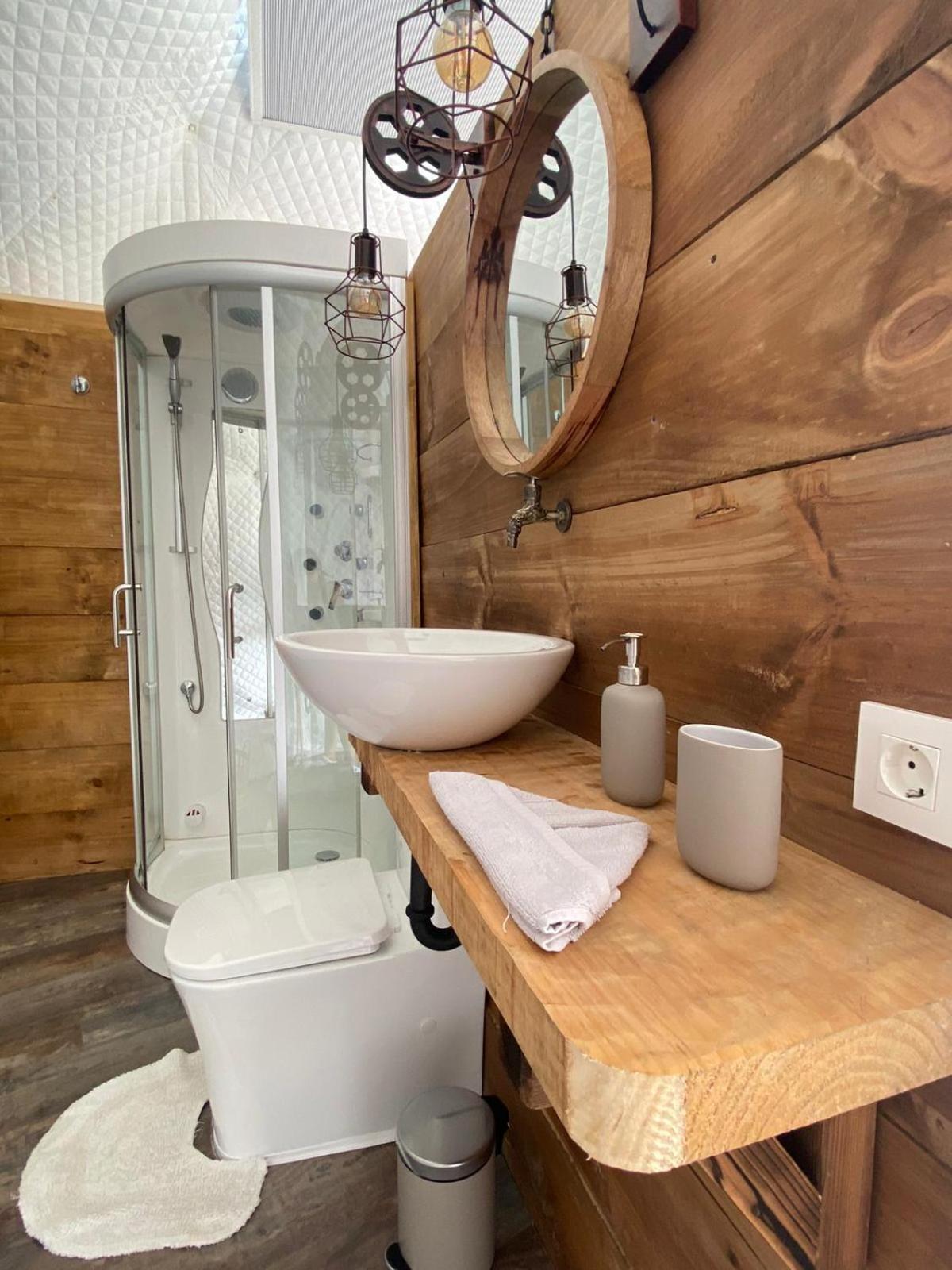 Glamping Quintana Hotel Gijon Ngoại thất bức ảnh